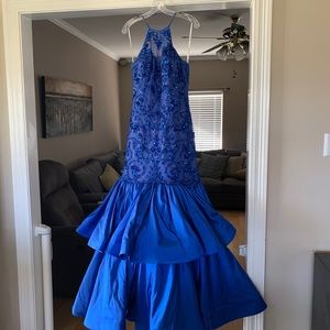Sherri Hill size 8 formal dress